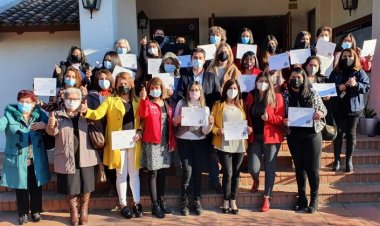 Emprendedoras maulinas finalizan con éxito taller “Juntas Crecemos” de Prodemu