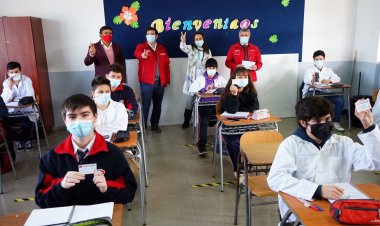 Región del Maule lidera vacunación Covid-19 de escolares a nivel nacional