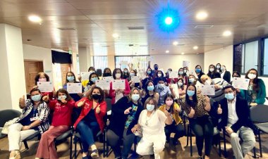 Docentes de Linares y Talca culminan con éxito curso de género, sexualidad y maternidad