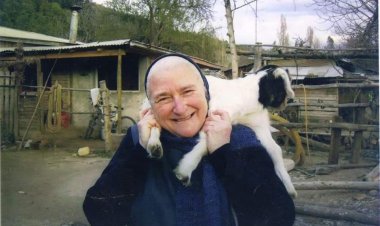 Pesar por deceso de religiosa que enfrentó a Paul Shafer y defendió el Santuario de la Naturaleza Achibueno de Linares