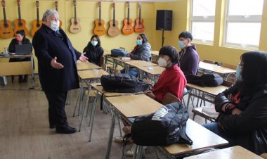 Gobierno anuncia que las clases presenciales serán obligatorias en toda Fase del Plan Paso a Paso del Covid-19