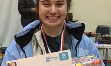 Brillante actuación de linarense Milla Cornejo Olave en el Campeonato Litoral Style realizado en San Antonio