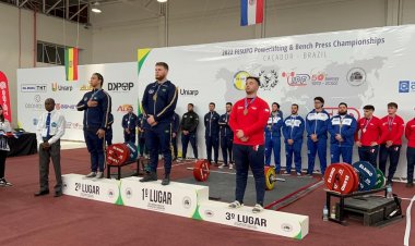 Brilllante: parralino logra meritorio tercer lugar en Sudamericano de Powerlifting