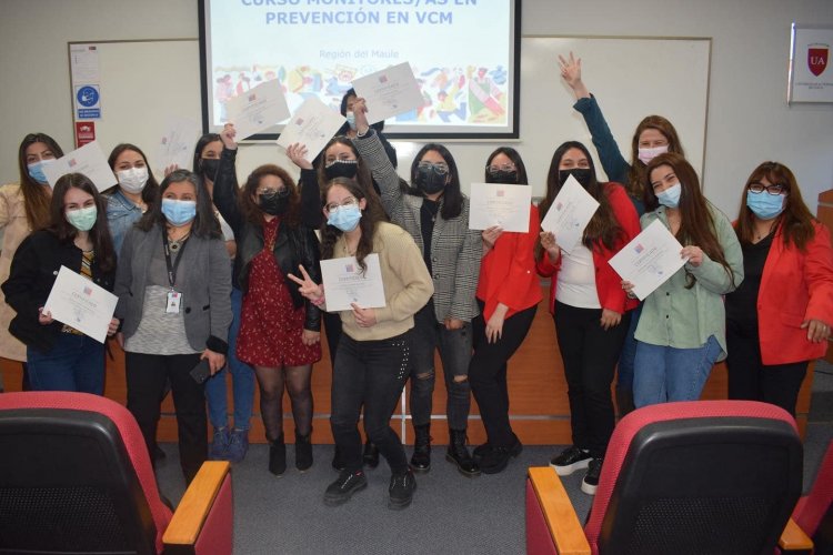 Estudiantes de la Universidad Autónoma de Talca se certifican como monitores preventivos en violencias contra las mujeres