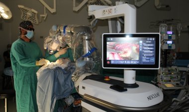 HRT cuenta con el primer microscopio neuroquirúrgico digital 3D de Latinoamérica