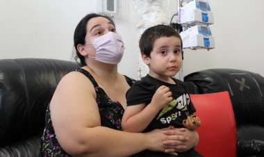 Gestión del HRT permite que pequeño paciente se inyecte millonario medicamento solo una vez por semana