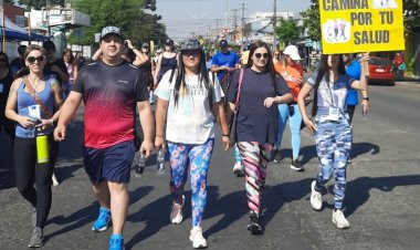 Linares: cientos de personas participaron en caminata por el “Mes de la Obesidad”