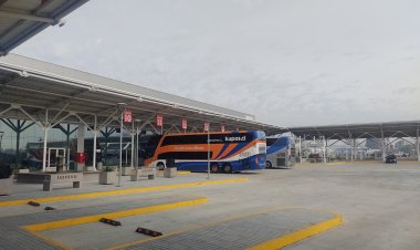 Linares: con dos empresas comenzó funcionamiento del terminal de buses más moderno y lujoso del país
