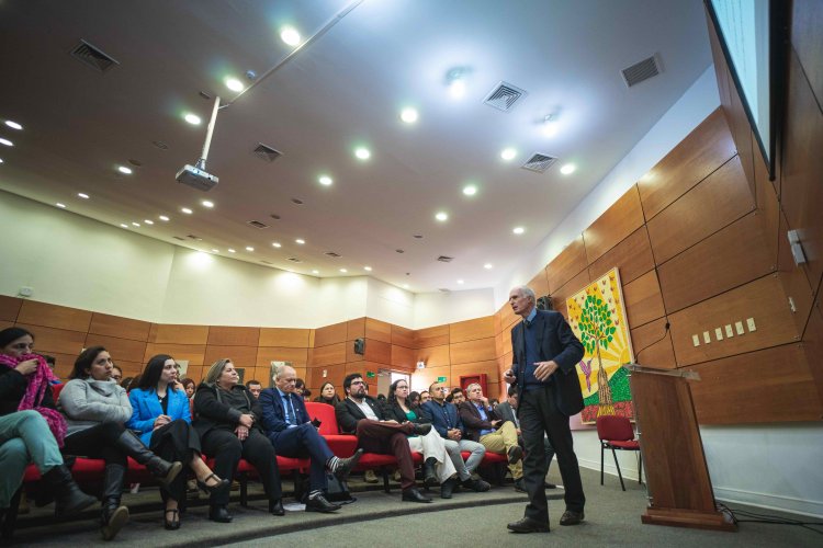 Experto en educación destacó la necesidad de fomentar vocaciones docentes
