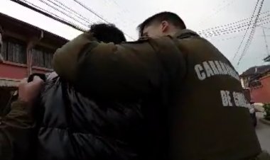 Joven de 24 años es apuñalado en la vía pública en pleno centro de Linares