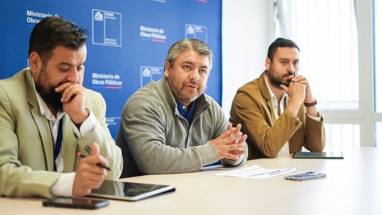 SEREMI MOP y CCHC Maule coordinan ejecución de proyectos de infraestructura para la región