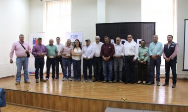 Usuarios de INDAP Linares recibieron bonos de rehabilitación productiva por la emergencia de agosto