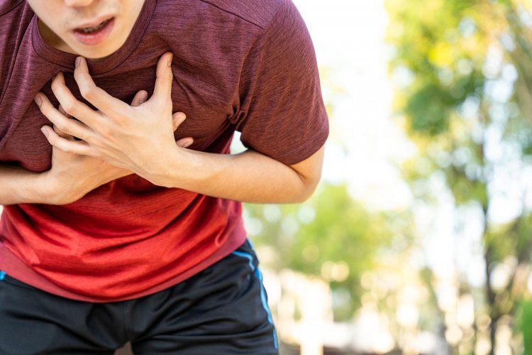 Alarma por aumento de infartos en menores de 45 años: ¿qué está fallando?