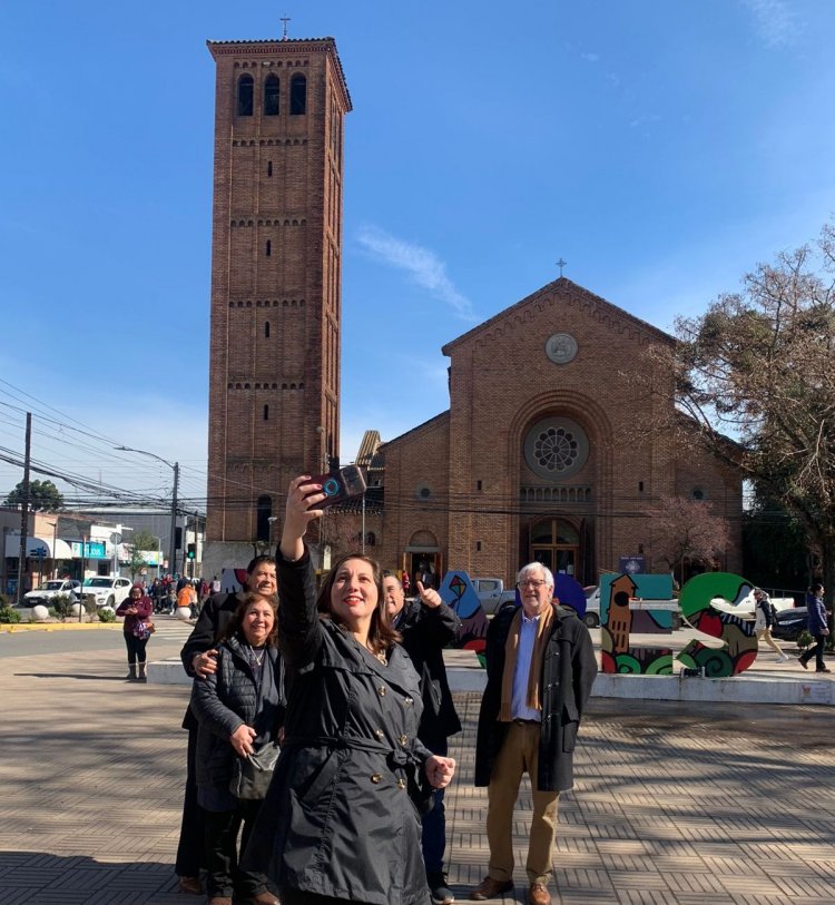 Senadora Vodanovic y presidenta del PS proclamó a Michael Concha como candidato a alcalde de Linares