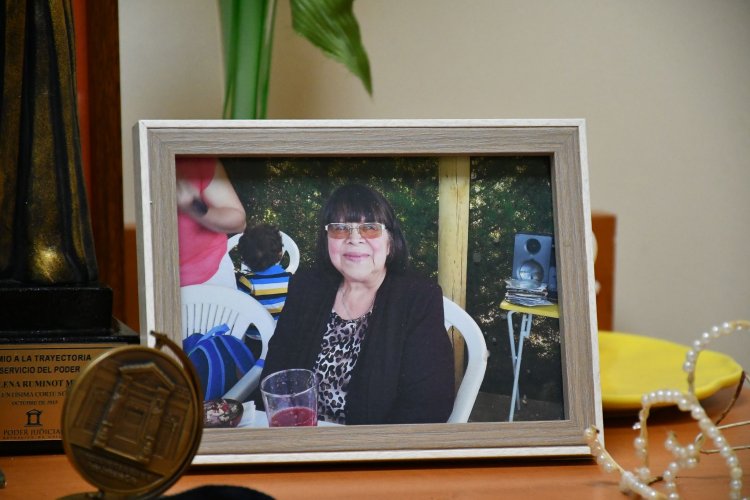 Juzgado de Familia de Linares rinde homenaje a fallecida funcionaria del tribunal
