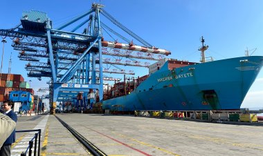 Ministro Valenzuela destaca actual temporada de exportaciones de frutas frescas chilenas: “tenemos un peak de envíos de cerezas”