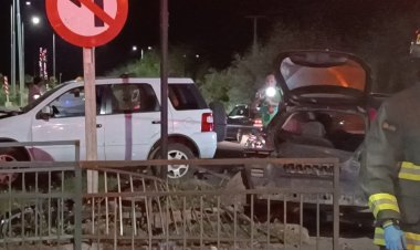 (VIDEO) Linares: dos personas mayores de sexo femenino mueren tras violento accidente de tránsito en Circunvalación Exterior Norte con cruce a la comuna de Yerbas Buenas