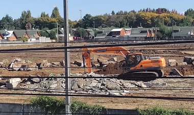 Linares: comenzó la construcción del Supermercado Jumbo en la avenida Aníbal León Bustos