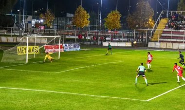 Deportes Linares pierde el liderato de la Segunda División Profesional por no alinear un sub 25