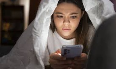 FOMO y JOMO: ¿Qué significan y cómo se vinculan a las redes sociales?