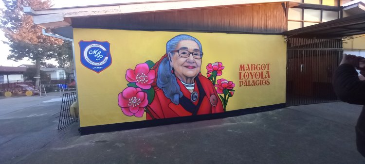 El maravilloso homenaje de Muralistas del Maule a la insigne folcklorista linarense Margot Loyola Palacios