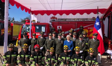 Cuerpo de Bomberos de Colbún recibió carro de rescate donado por la Embajada de Japón