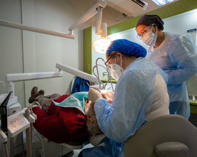 Organizaciones trabajan en la consolidación de una estrategia de salud bucal para personas mayores