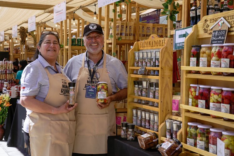 Empresas campesinas participarán en la 26 Feria del Folklore de Huilquelemu