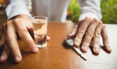 Fiestas de fin de año: Hacen llamado al autocuidado frente al consumo de alcohol