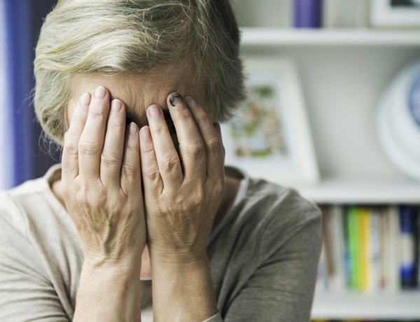 Advierten que en Chile persiste el maltrato en personas mayores
