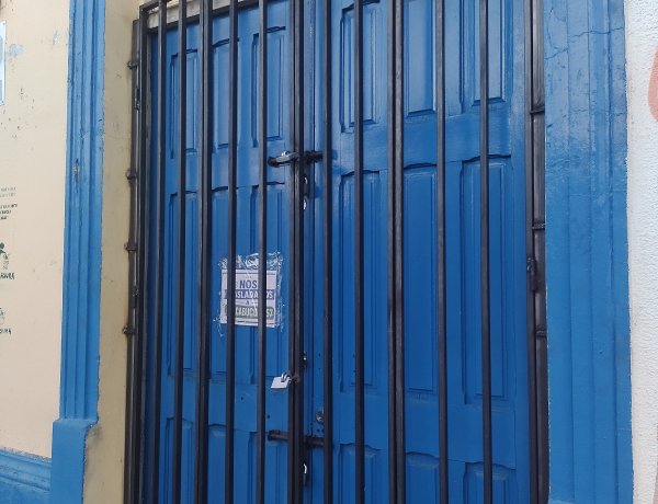 Exclusivo: lluvias inundan bodega con medicamentos del Departamento Comunal de Salud de Linares