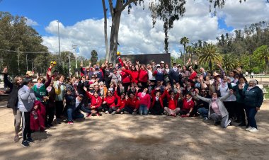 Actividad física para personas mayores: Promueven uso de la Alameda y el Parque Río Claro