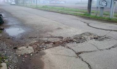 Aprueban 400 millones de pesos para tapar los “hoyos” y baches en la ciudad de Linares