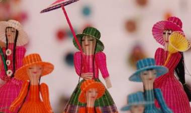 Artesanas en crin de Rari cuentan con "sello de origen"