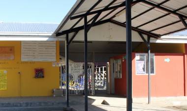 Brote de sarna en liceo de Yerbas Buenas