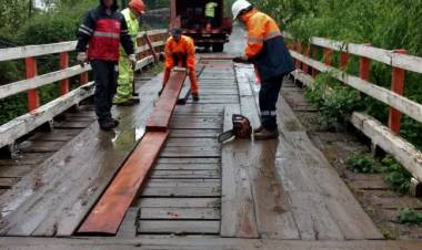 Municipio de Longaví y Vialidad reparan puente "La Quiriquina"