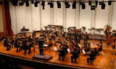 Sinfonías de Mozart en vivo en el Cine Teatro Municipal de Linares