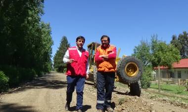 Mejoran camino El Bosque, La Ballica y San Antonio Encina