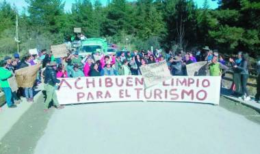 Pavimentación del camino El Peñasco-Los Hualles podría optar a financiamiento el año 2019