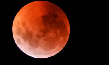 Así se vio la súper luna en los "cielos linarenses"