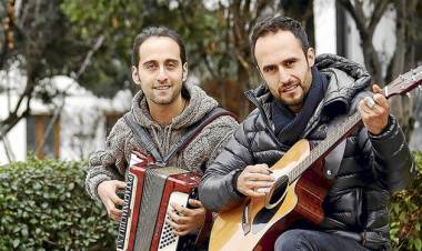 “Los Vásquez” y Marcos Llunas en la “Semana Parralina 2019”