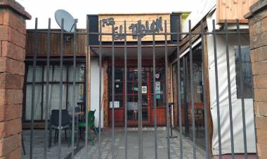 Joven que denuncia violación en pub "El Tablón" organiza "tocata" para pagar abogados