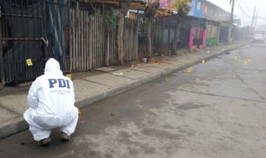 No hay pistas del o los pistoleros de Huapi