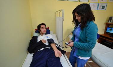 Rentería promueve obligatoriedad de que establecimientos educacionales cuenten con una sala de primeros auxilios