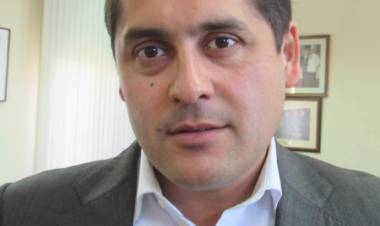 El incierto futuro de Mario Meza: postulante a gobernador regional o candidato a la reelección por Linares