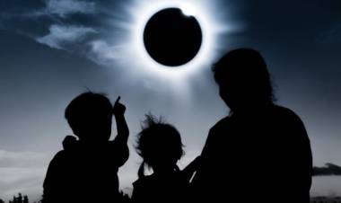 Seremi del Trabajo espera que empresas den facilidades a trabajadores para que puedan observar el eclipse solar