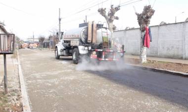 Avance del 60% tiene mejoramiento de pavimentos en Linares