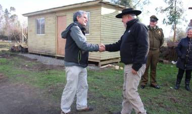 Entregan vivienda al popular “Jaimito” de Longaví