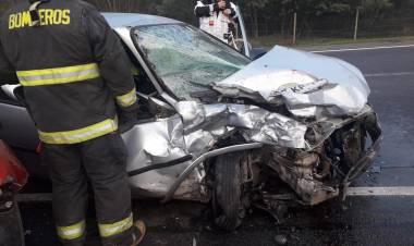 Funcionaria del SAG fallece en violento accidente carretero