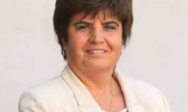 Gobernadora no será candidata a alcaldesa por Linares y entrega amplio respaldo a edil Mario Meza